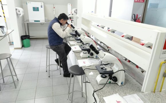 Seguimos fortaleciendo la formación científica con tecnología de vanguardia
