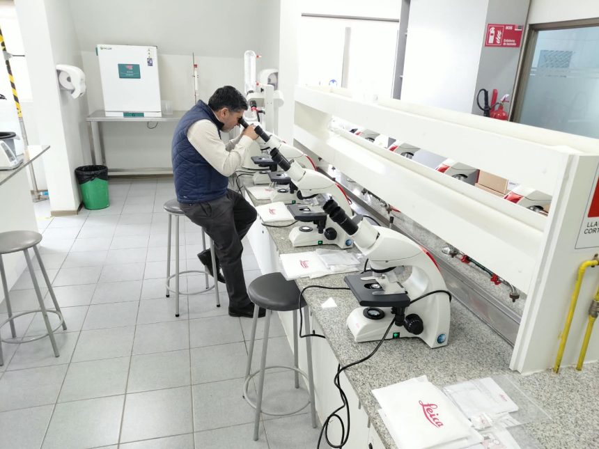 Seguimos fortaleciendo la formación científica con tecnología de vanguardia